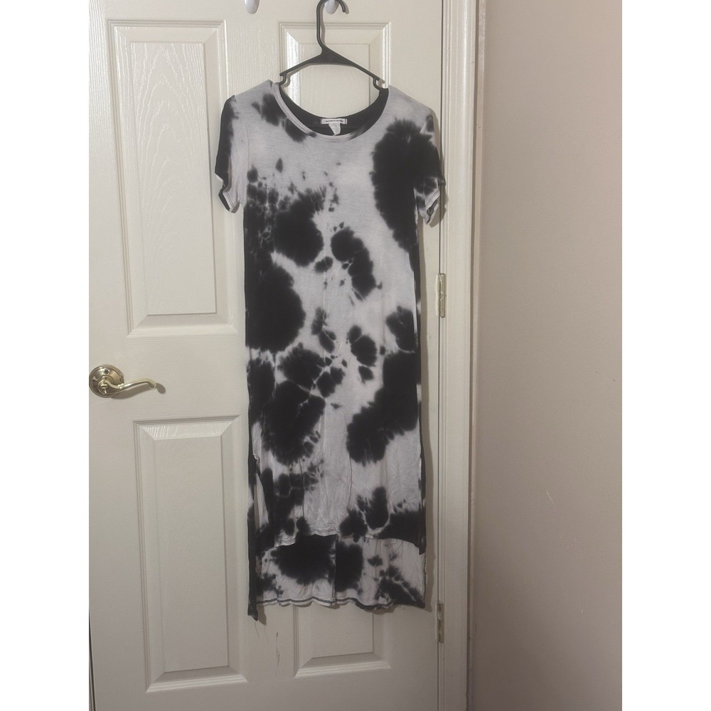 Caution To The Wind Women's Tie Dye Maxi Dress Black White Short Sleeve Casual